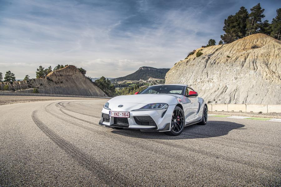  Toyota GR Supra 2.0 Fuji Speedway Edition (A90) 2020 года  (EU) (фото 2 из 40)